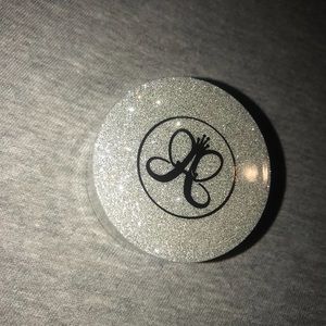 Anastasia loose highlight